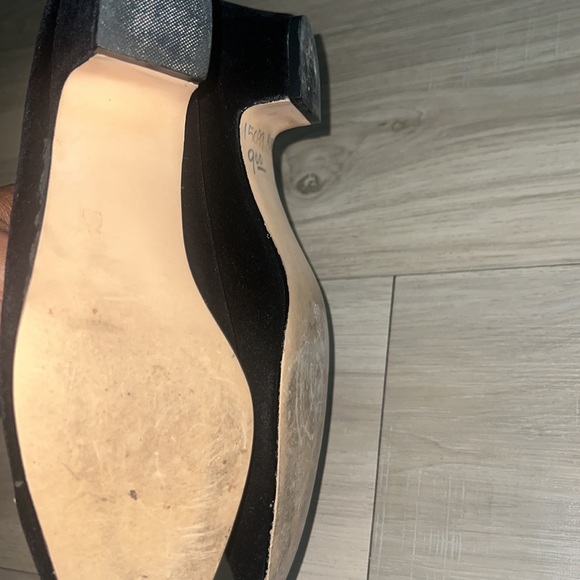 Ellemenno Suede Slides/ Mule - Picture 4 of 4